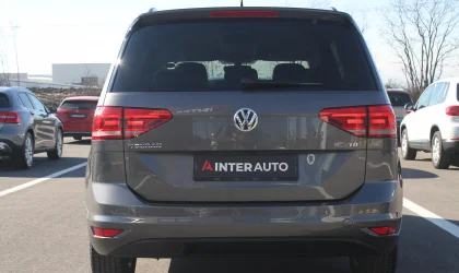 Volkswagen Touran  - 2016