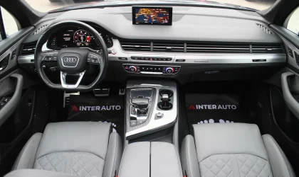 Audi Q7  - 2016