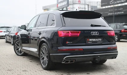 Audi Q7  - 2016