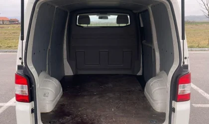 Volkswagen Transporter  - 2010