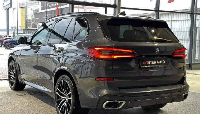 BMW X5  - 2019