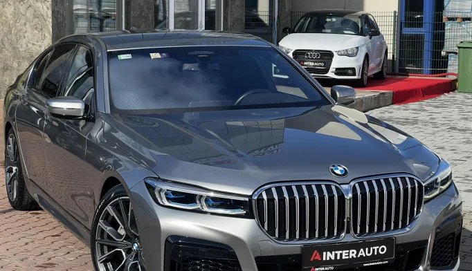 BMW 7 Series  - 2019