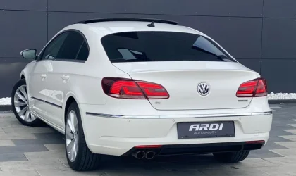 Volkswagen Passat  - 2014