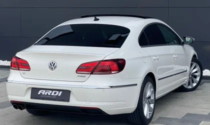 Volkswagen Passat  - 2014