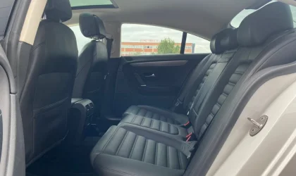 Volkswagen Passat  - 2014