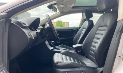 Volkswagen Passat  - 2014