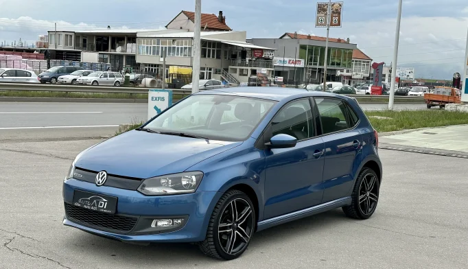 Volkswagen Polo  - 2015