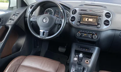 Volkswagen Tiguan  - 2015